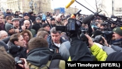 Борис Немцов на митинге на Пушкинской площади в Москве, 17 марта 2012